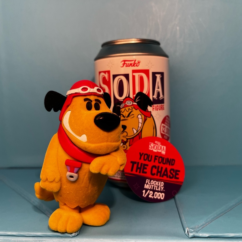 Funko Soda - Muttley (Wacky Races) Flocked Chase Figure